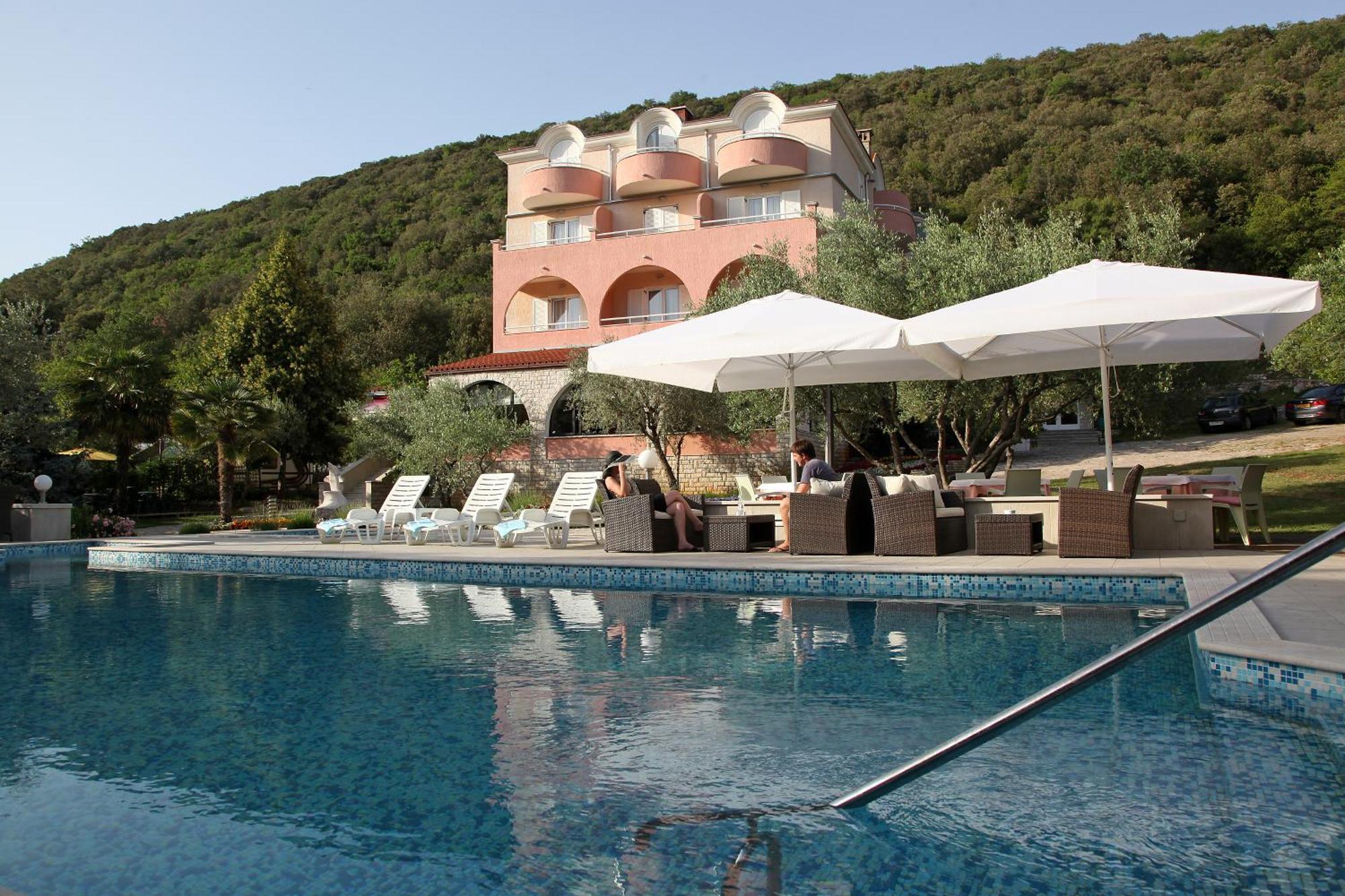 Hotel Carmen Krnica Esterno foto